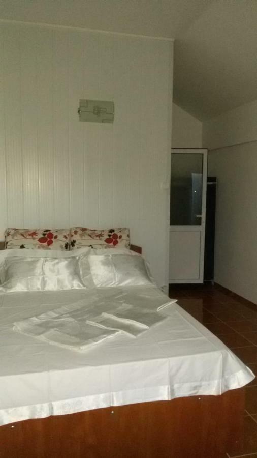 Apartamento Casa Flor Două Mai Exterior foto